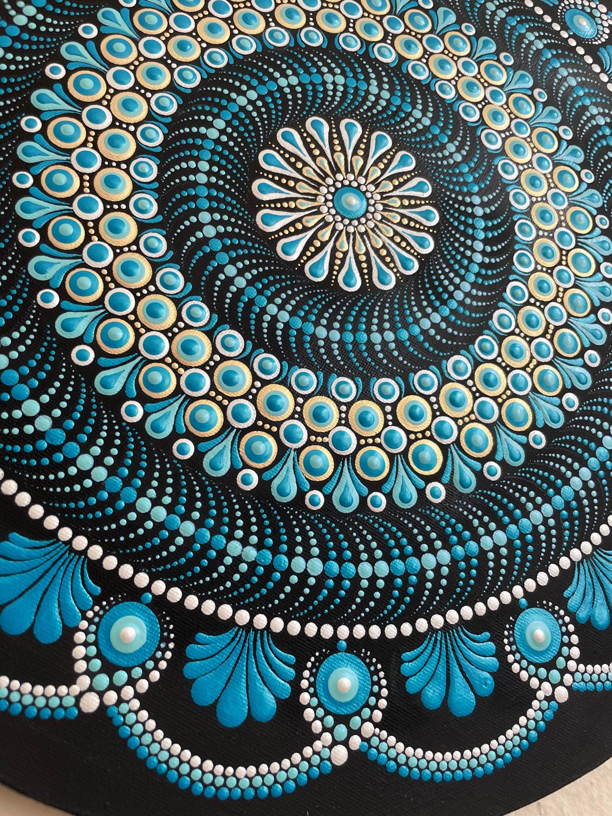 Kék-fehér-arany színű mandala 40 cm